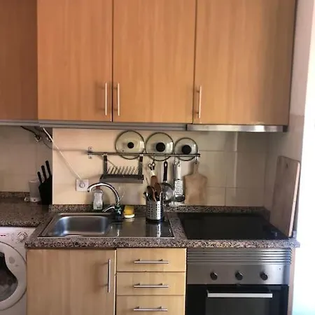Sunny Two Bedroom Lisbon