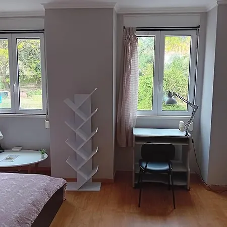 Apartment Sunny Two Bedroom Lisbon